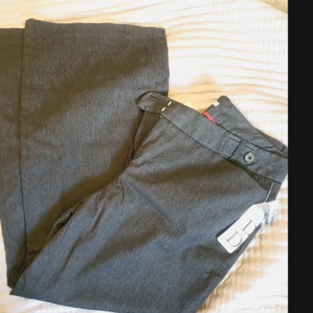 Dalia Collection Trousers NWT Women's Size 16W - Picture 1 of 6
